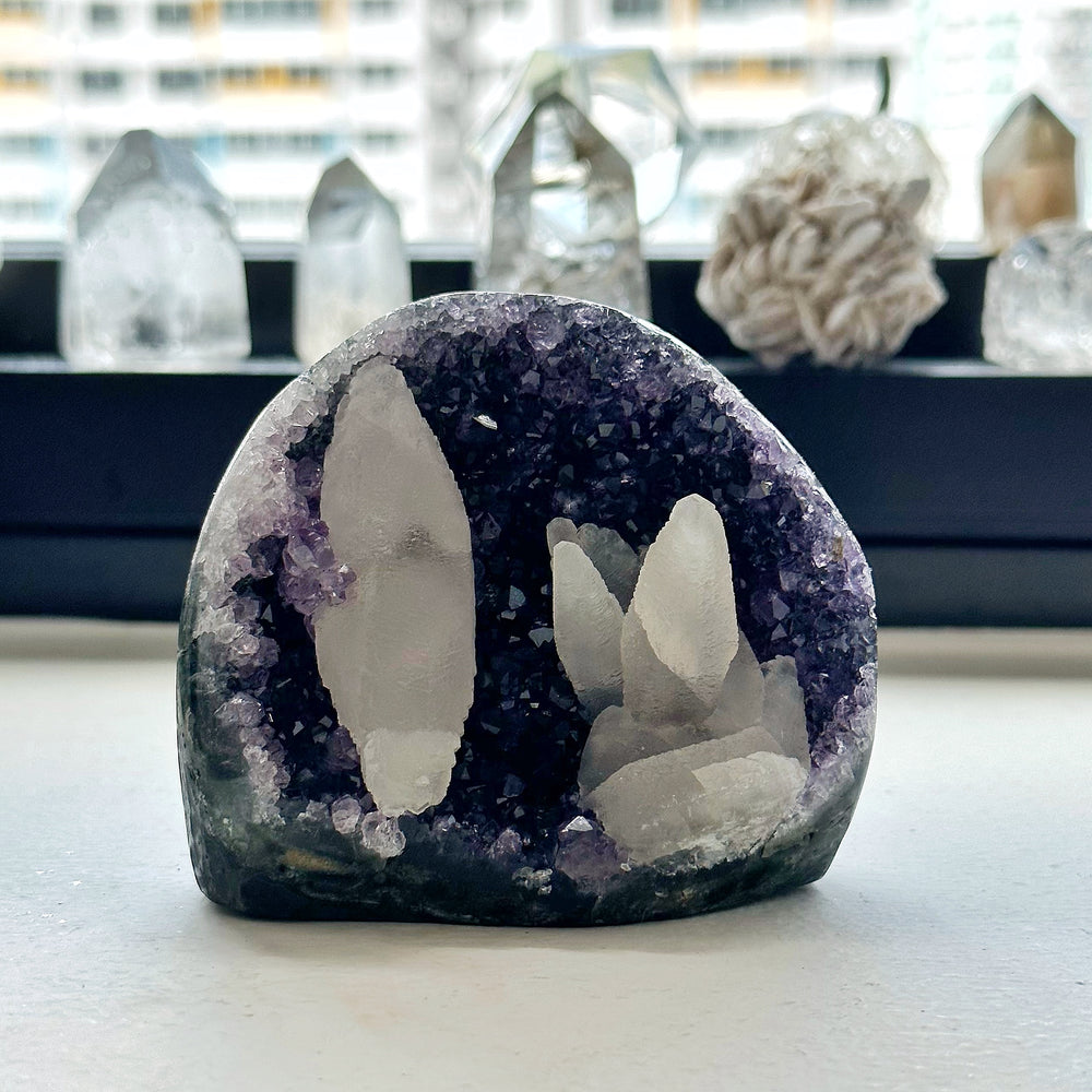Amethyst w/ Calcite Alien Formation Self-standing AGC14