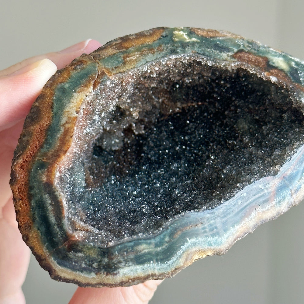 Black Amethyst Geode Self-standing AGB7
