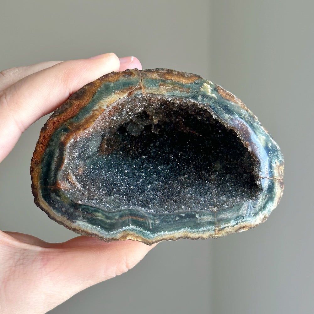 Black Amethyst Geode Self-standing AGB7