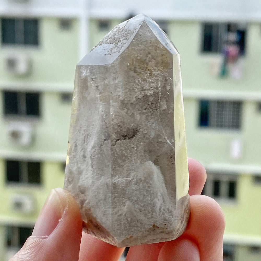 Included Quartz Point (IN007)