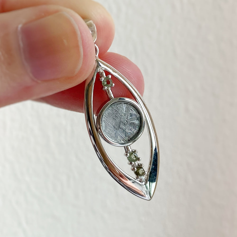 "Healing" Gibeon Meteorite w/ Moldavite Gemstones 925 Silver Pendant