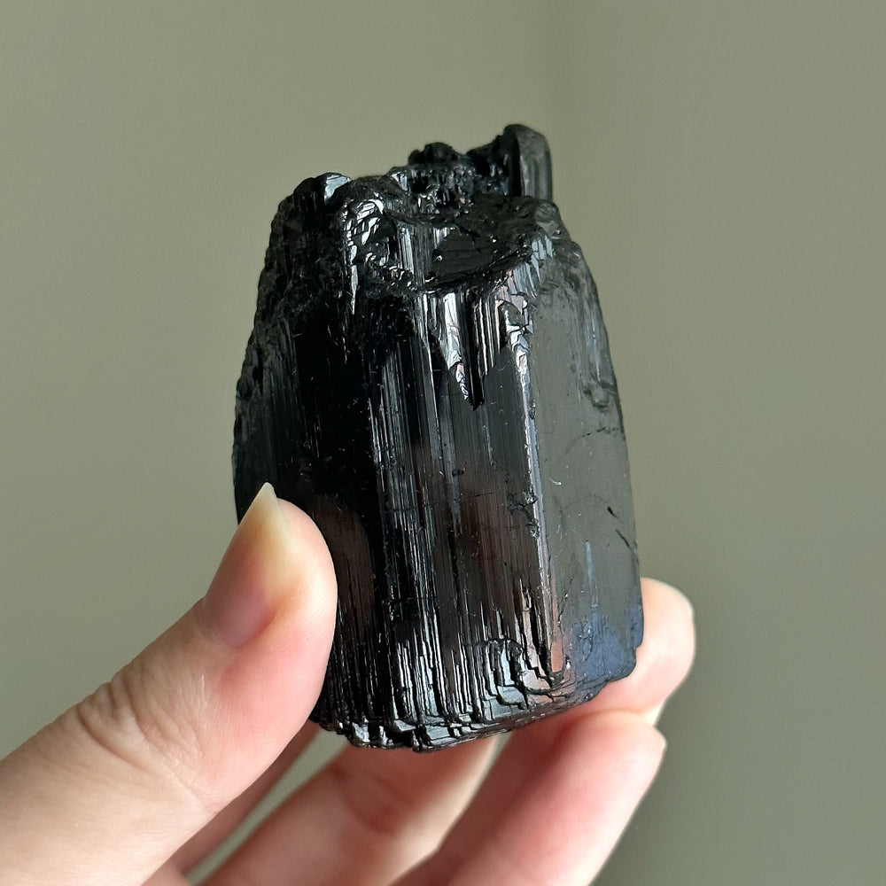 Black Tourmaline Log BLL04